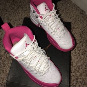 Air jordan 12 Size 4.5Y
